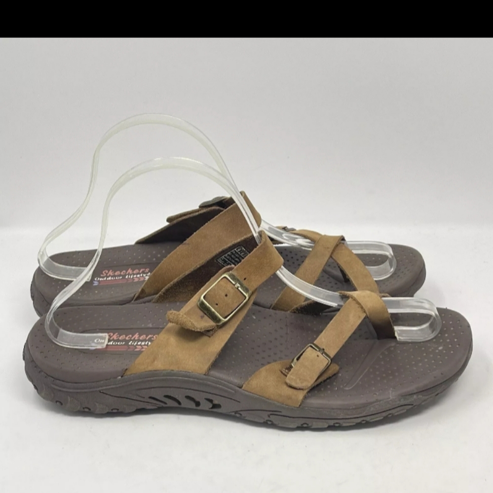 Sketchers size 9